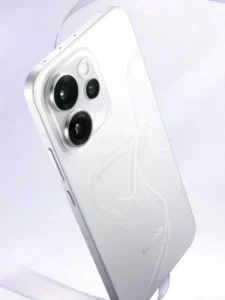 Cropped Oppo Reno 15 Image 2